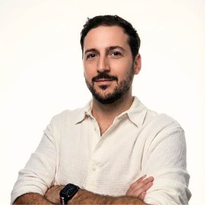 Portrait de Loïc Vessière